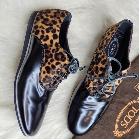 Tod's Leather Calf Hair Leopard Oxford Shoes - Picture 5 of 15